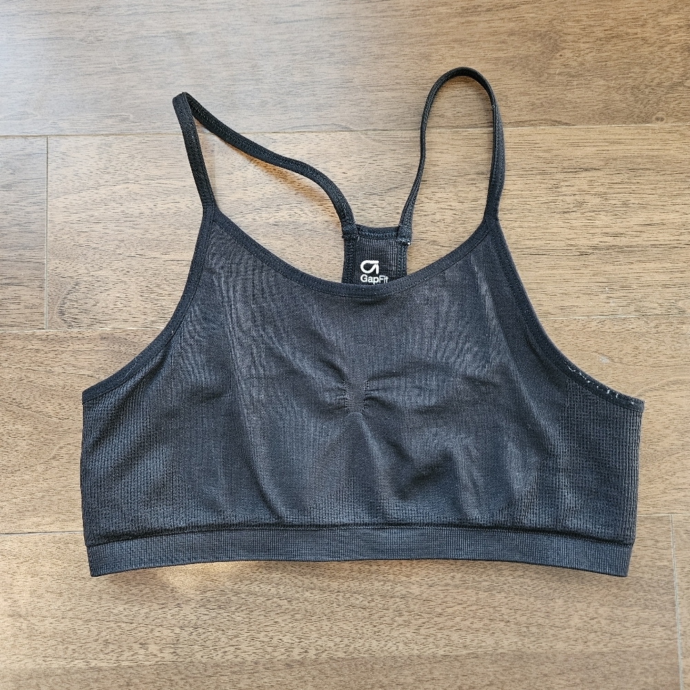 Girls GAP fit sports bralette lot - Picture 5 of 7